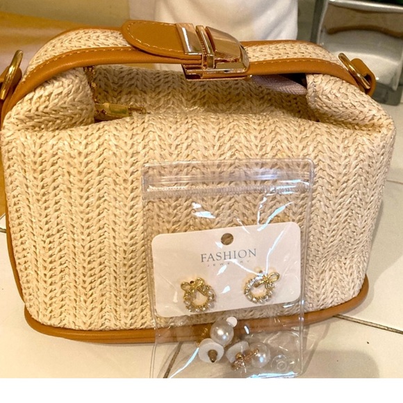 Handbags - Unbranded summer bag and earrings